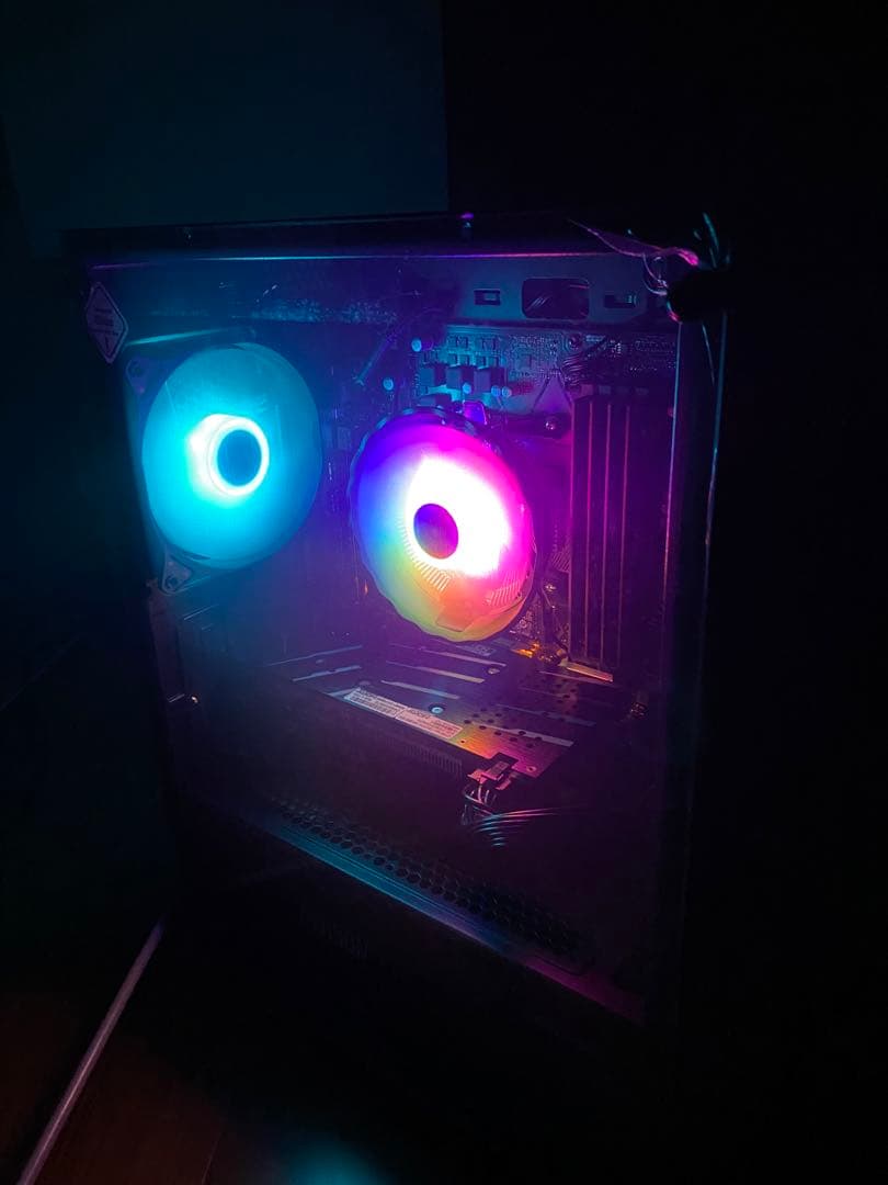 ゲーミングPC ryzen 7 GTX1070搭載