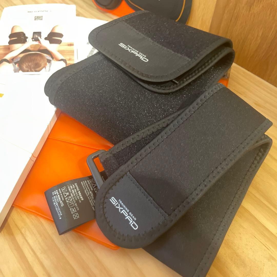 シックスパッド アブスフィット＋ボディフィット トレーニング用 EMS機器