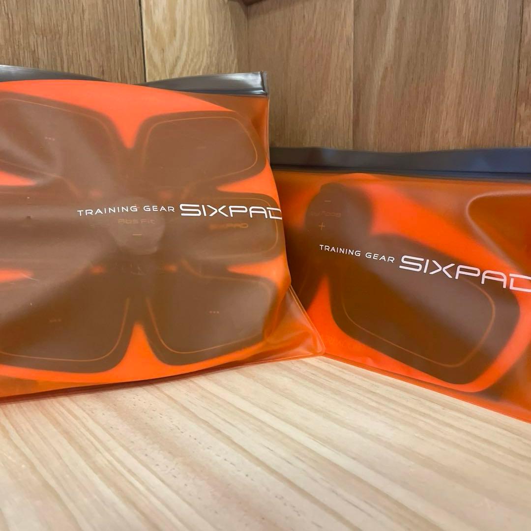 シックスパッド アブスフィット＋ボディフィット トレーニング用 EMS機器