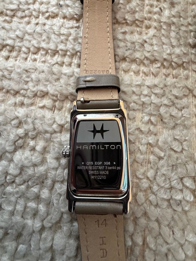 HAMILTON 長方形レディース時計 アイボリー