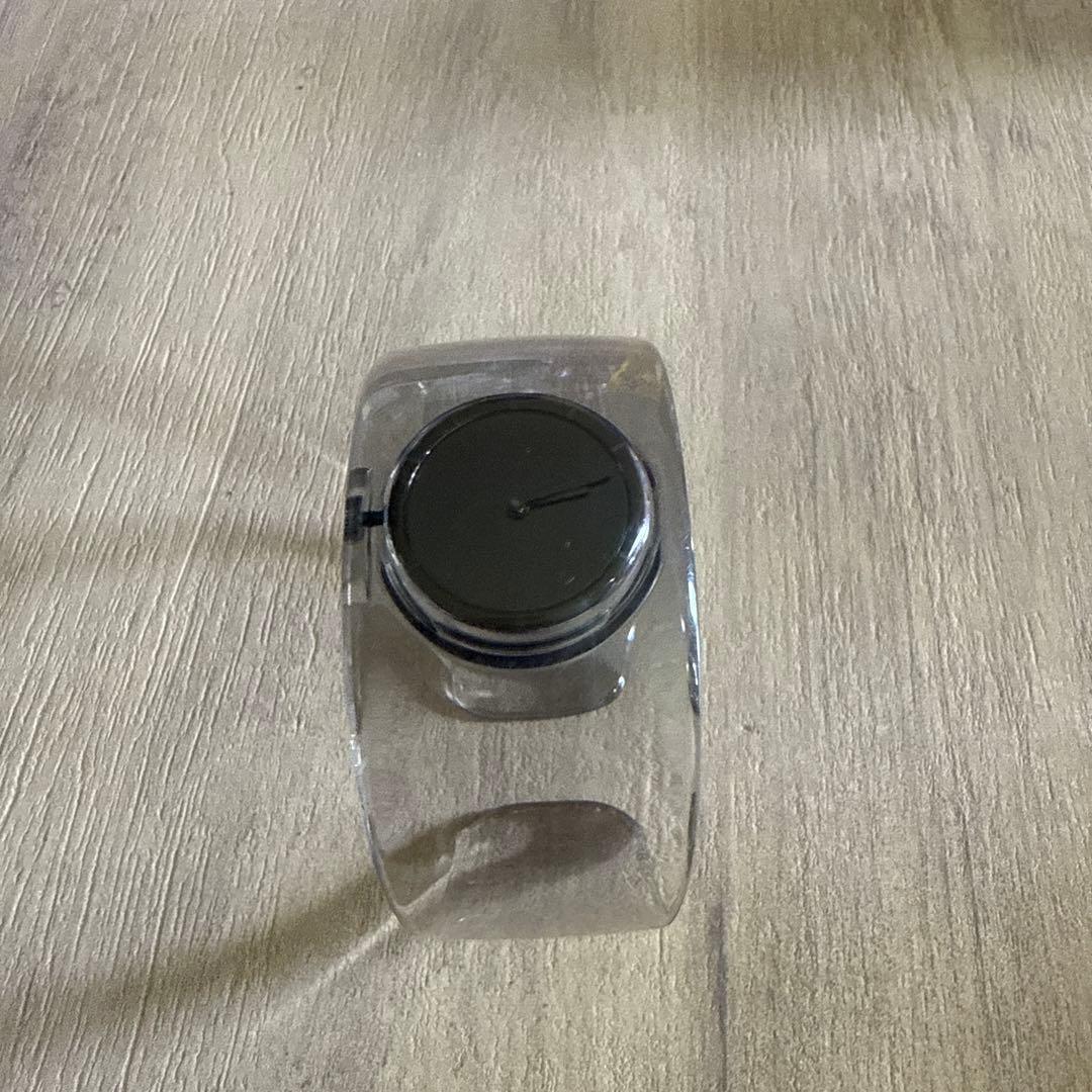 美品　ISSEY MIYAKE 腕時計 バングル