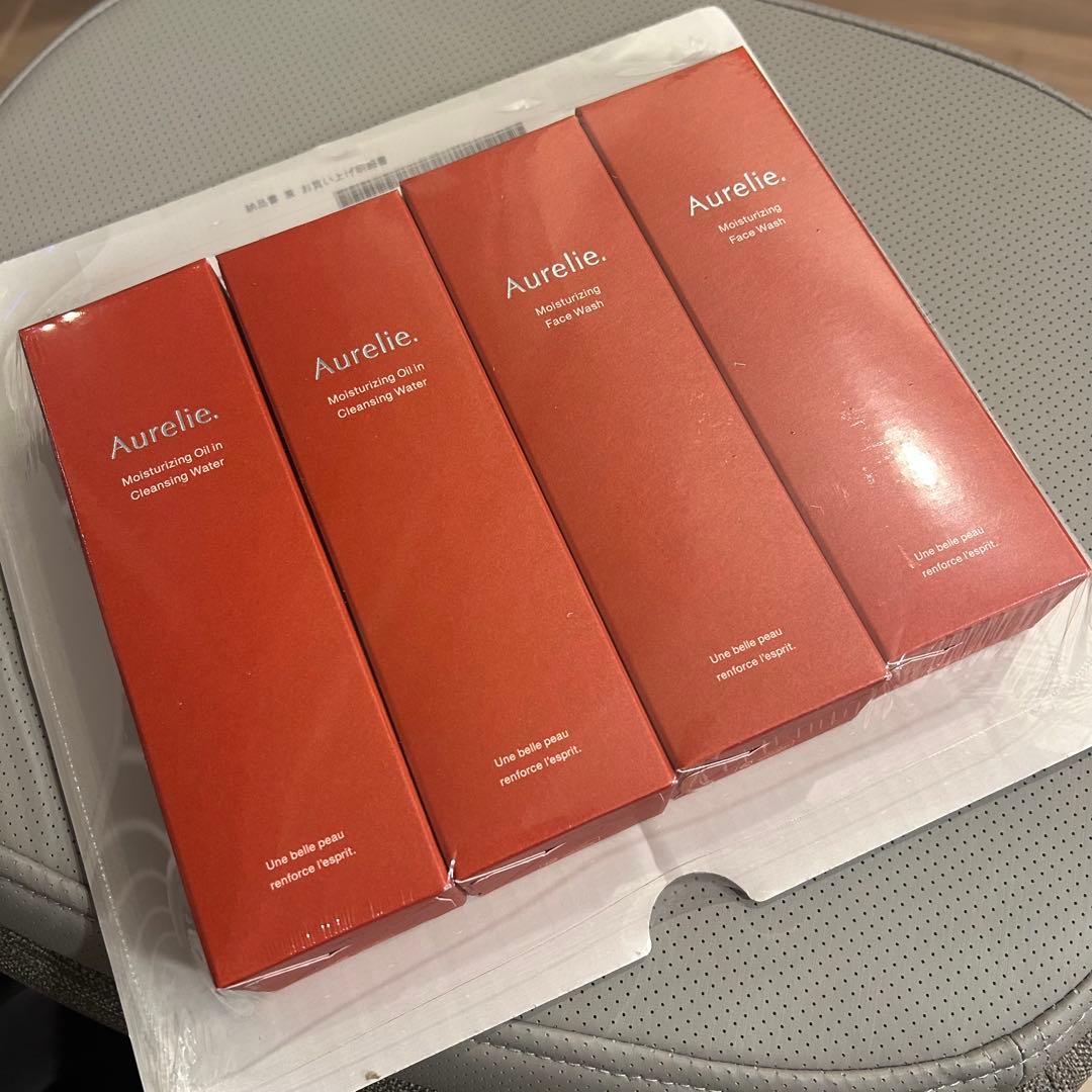 新品Aurelieモイスチャライジングオイルインクレンジングウォーター4本セット