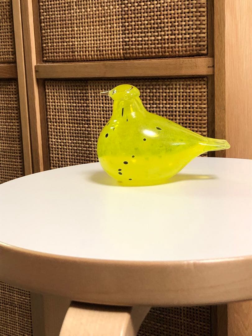 イッタラ　バード　パウダーイエロー　オイバトイッカ