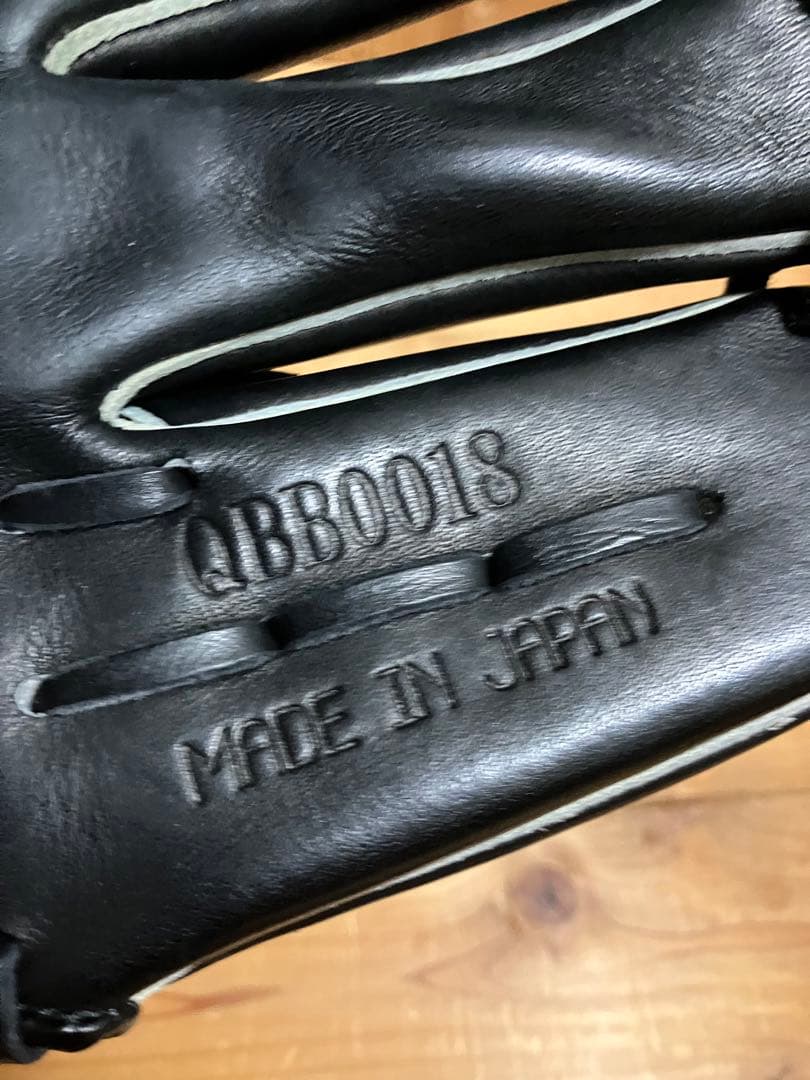 美品 アンダーアーマー　硬式用投手グローブ　最終値下げ