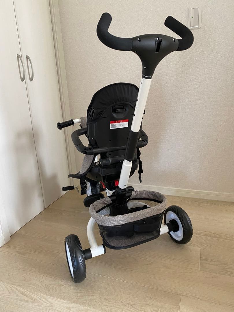 【美品】BTM 子供用三輪車　4in1 ベージュ