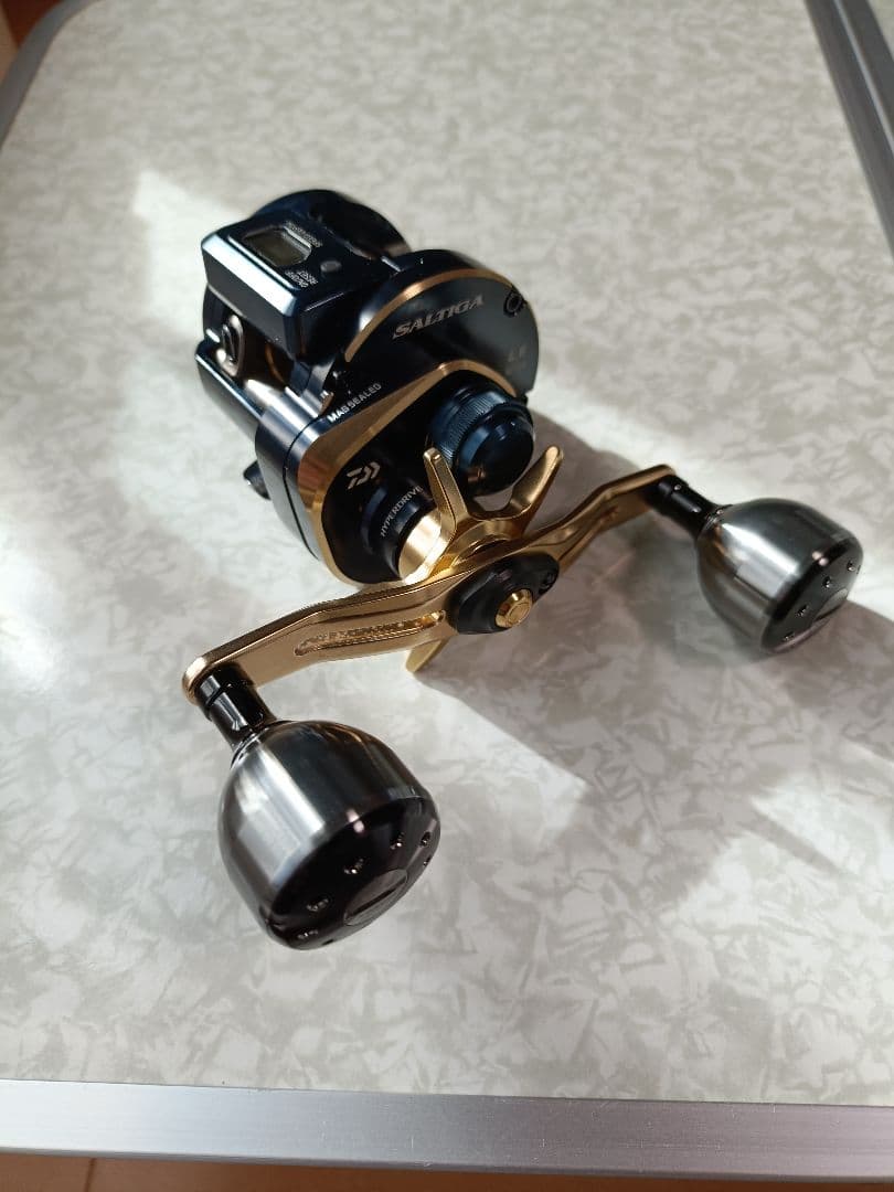 DAIWA　ダイワ　ソルティガIC100　PL-DH ゴメクサスハンドルノブ