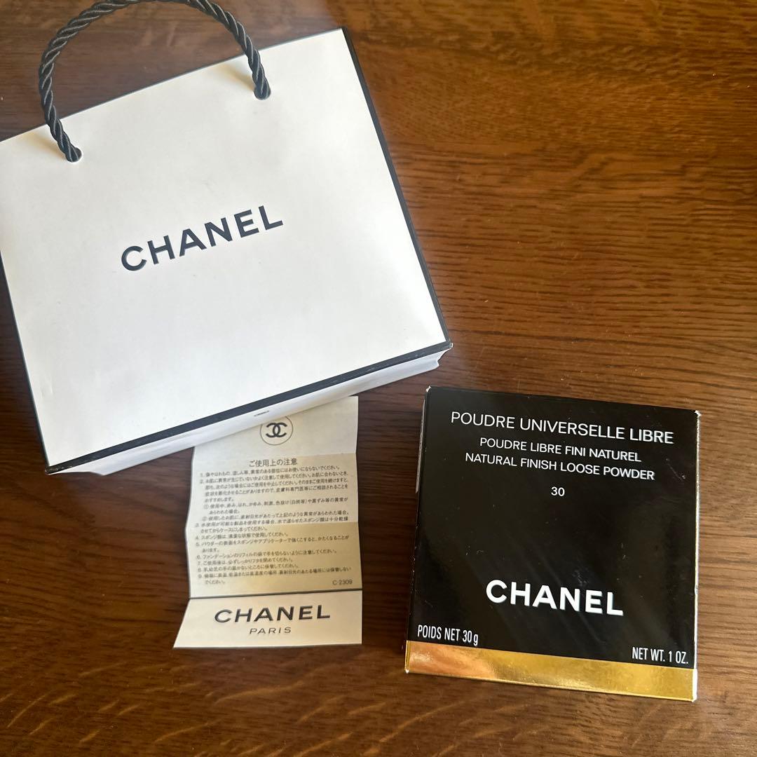 フェイスパウダー CHANEL POUDRE UNIVERSELLE LIBRE