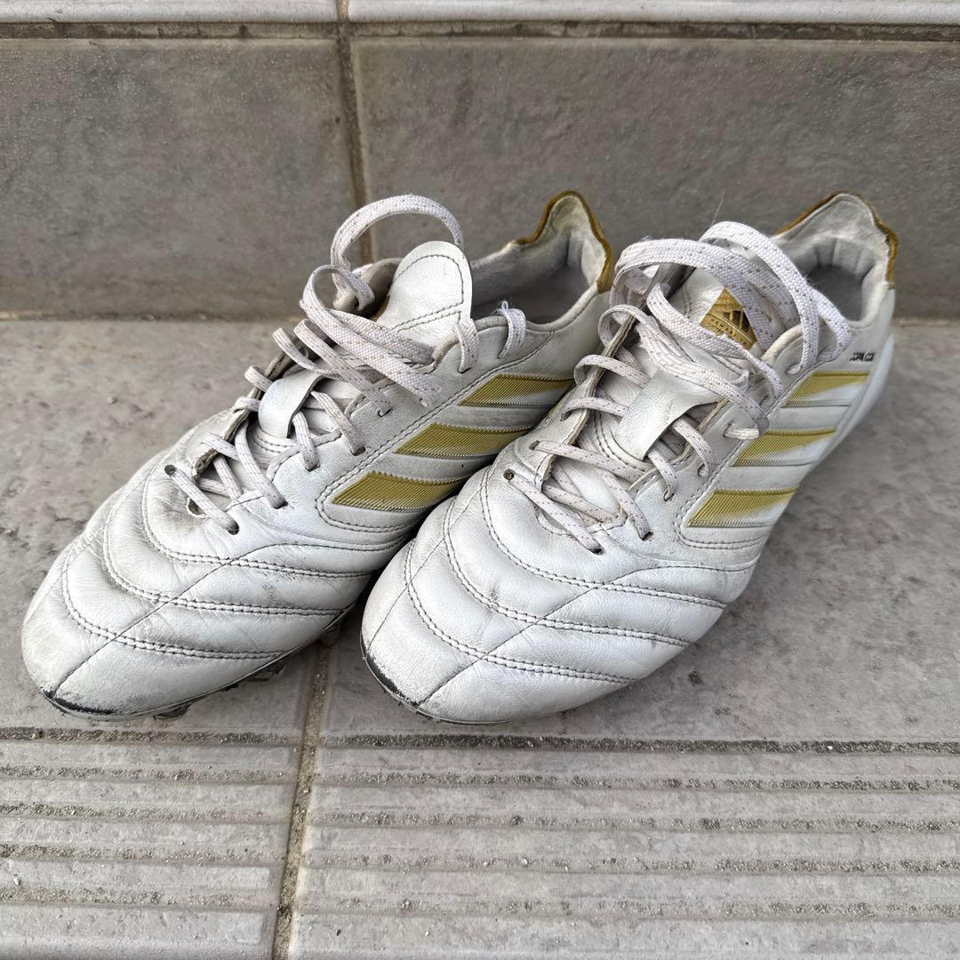 サッカースパイク　コパアイコン2 KAMO限定色　白金