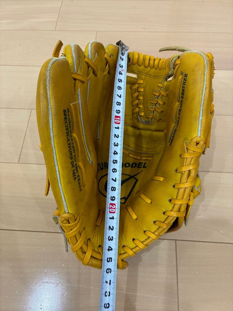 【即購入可】NIKE_軟式グローブ_左投げ_投手用_松坂大輔モデル_イエロー