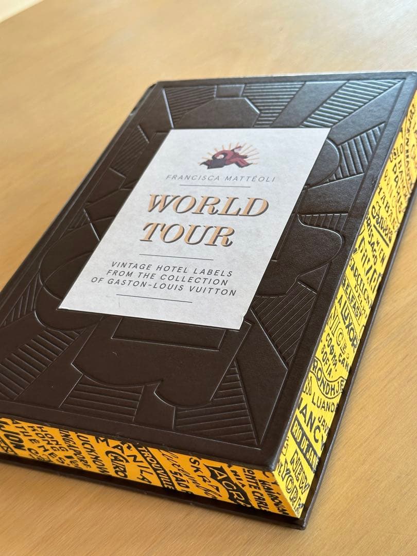 ルイヴィトン　World Tour ワールドツアー