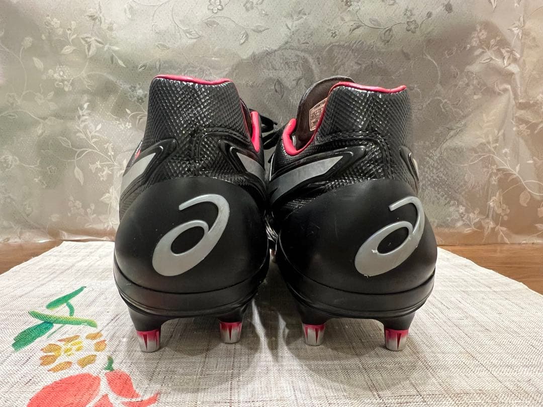 asics（アシックス）GEL-LETHAL TIGHT FIVE