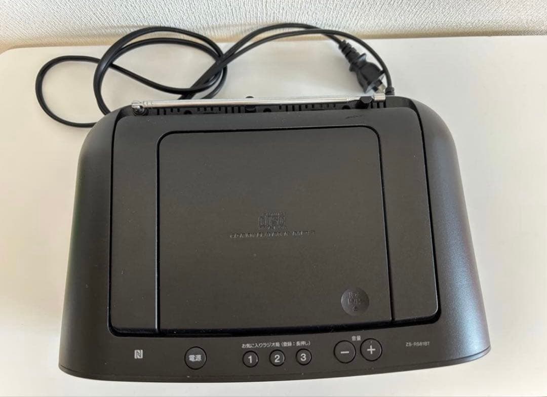 SONY ZS-RS81BT ブルートゥース　CD SD プレーヤー