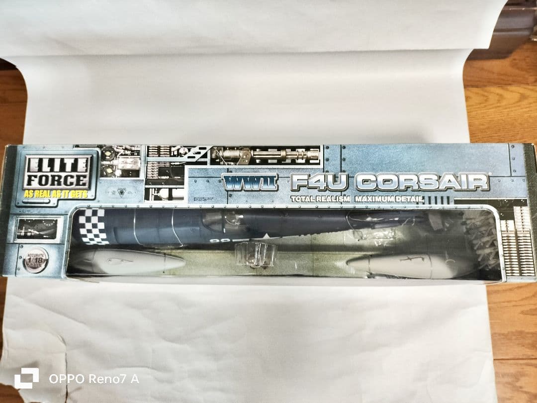 1/18 ELITE FORCE エリートフォース F4U-CORSAIR