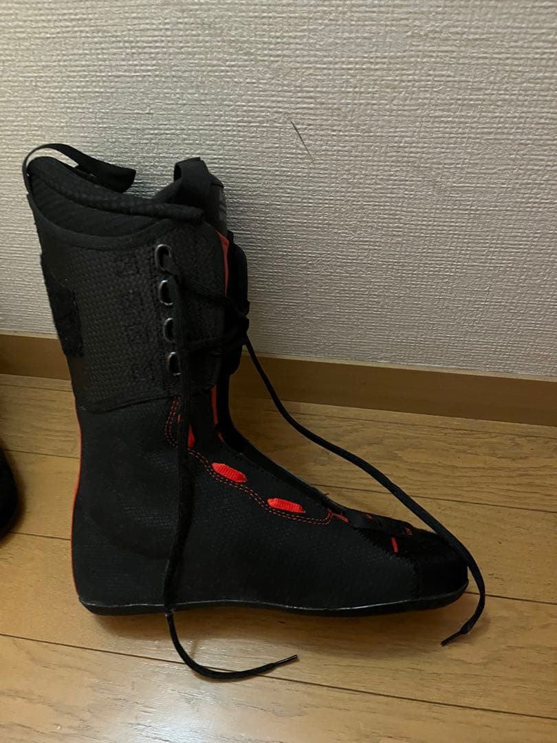 ATOMIC WORLD CUP スキー用ブーツ 黒/赤