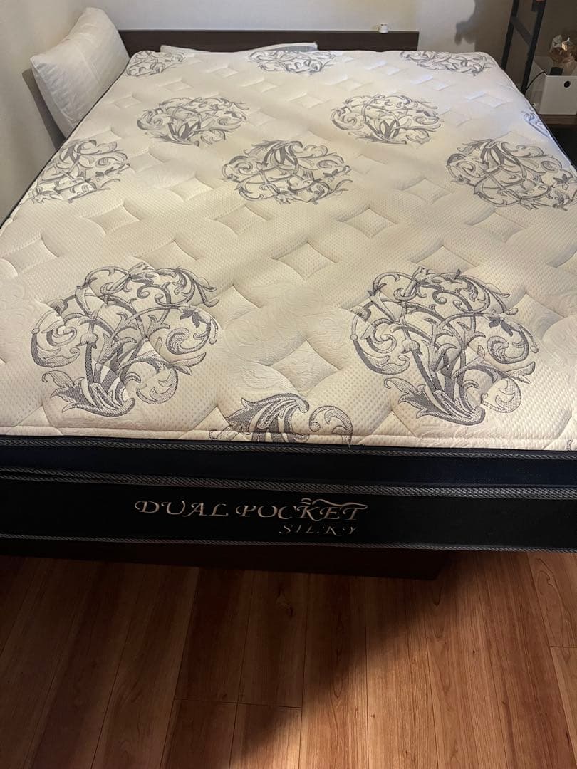 美品　ニトリ　DUAL POCKET ダブルマットレス