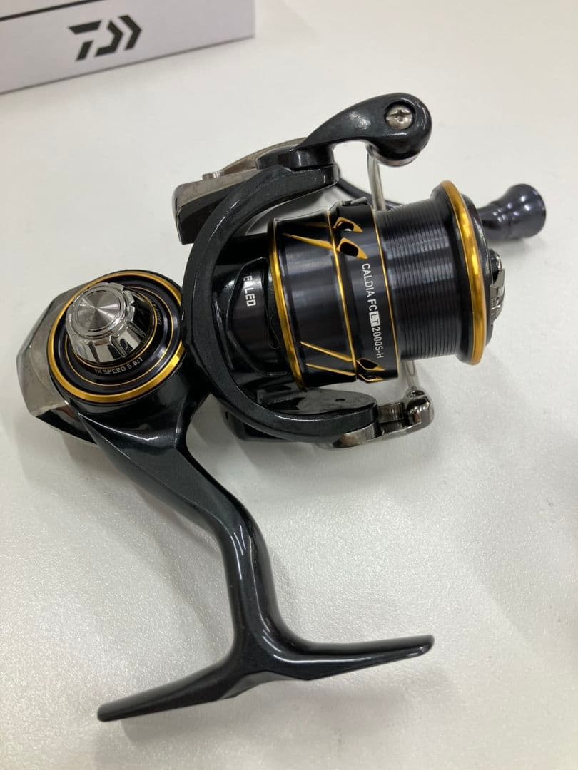 【ダイワ　カルディア FC LT 2000S-H】リール