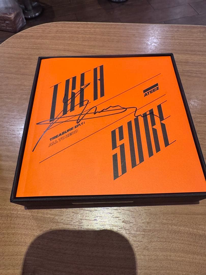 ATEEZ treasure ウヨンサインアルバム