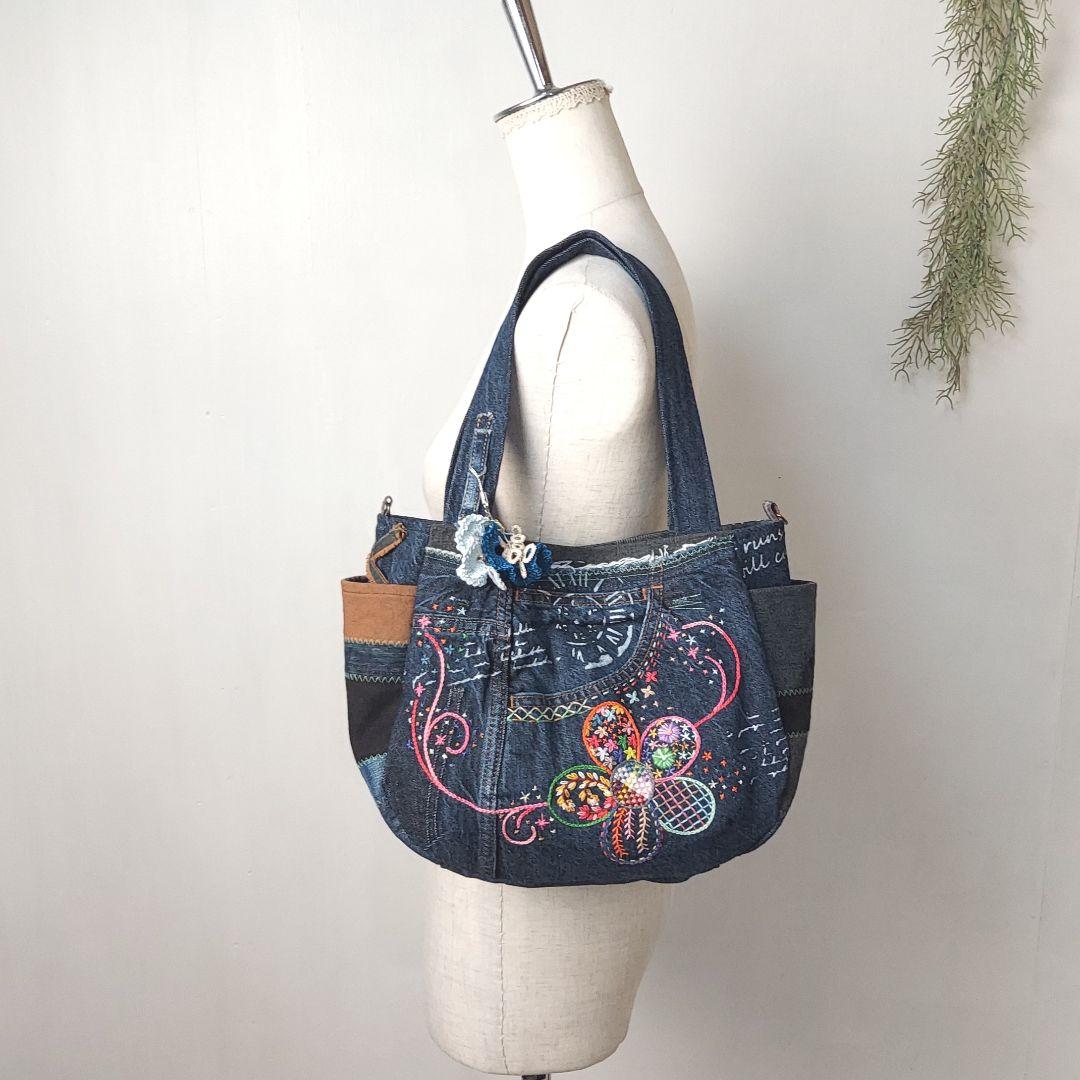 刺繍デニムバック　No.667　デニムリメイク　チューリップバック　刺繍バック