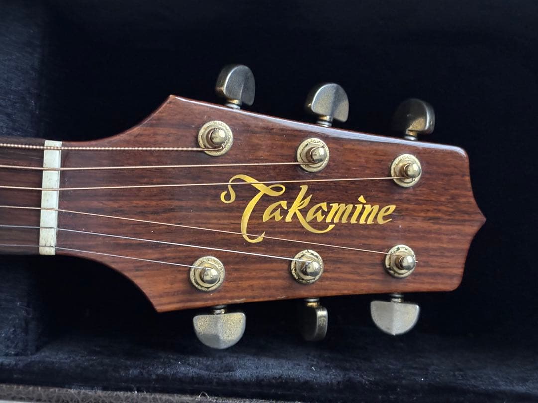 TAKAMINE DSP015TBS エレアコ ボディにでかい傷 長渕剛モデル？