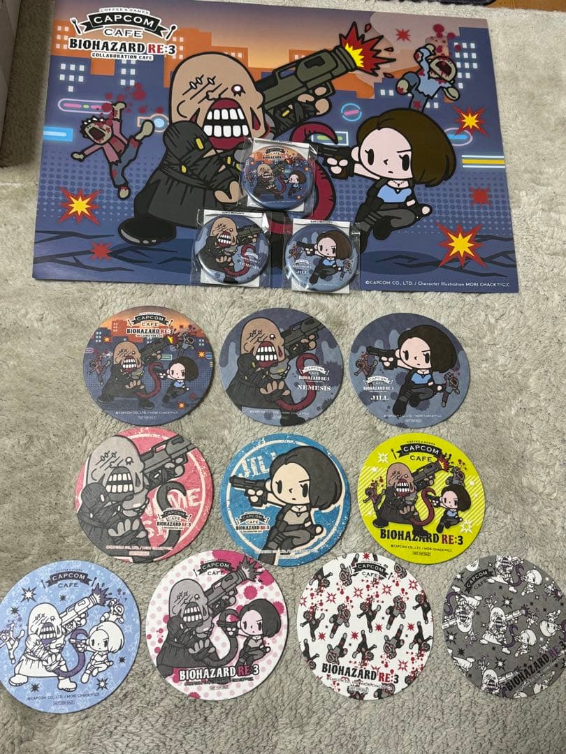 カプコンカフェ バイオハザード RE3 コラボカフェマット コースター 缶バッジ