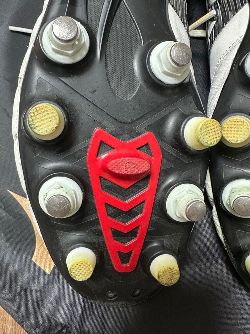 美品 28cm モレリアネオ4 JAPANMIX ホワイト サッカー スパイク