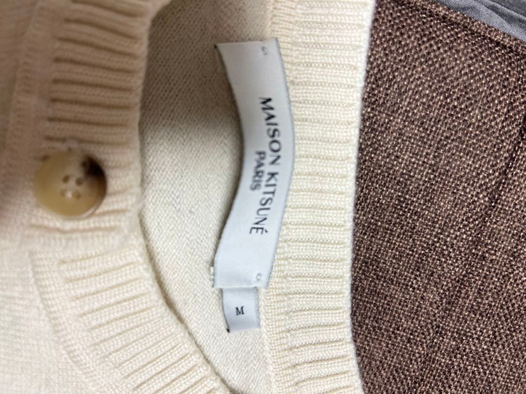 メゾンキツネ　アイボリー　カーディガン　Mサイズ