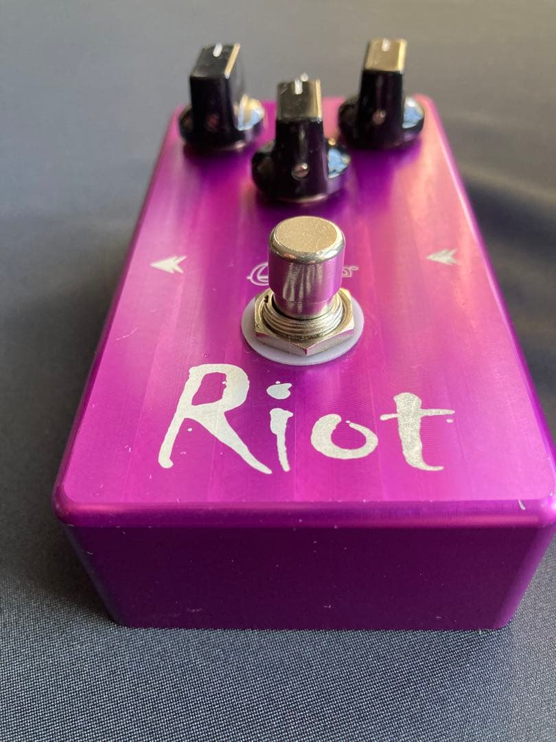 Suhr Riot ハイゲインディストーション