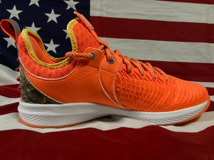 アンダーアーマー UA Harper 5 ブライス・ハーパー　トレーニング　靴