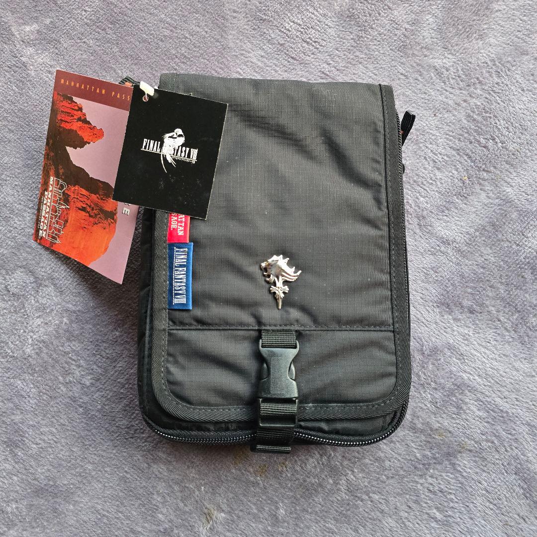 【希少】ファイナルファンタジーXIII マンハッタンパッセージ ショルダーバッグ