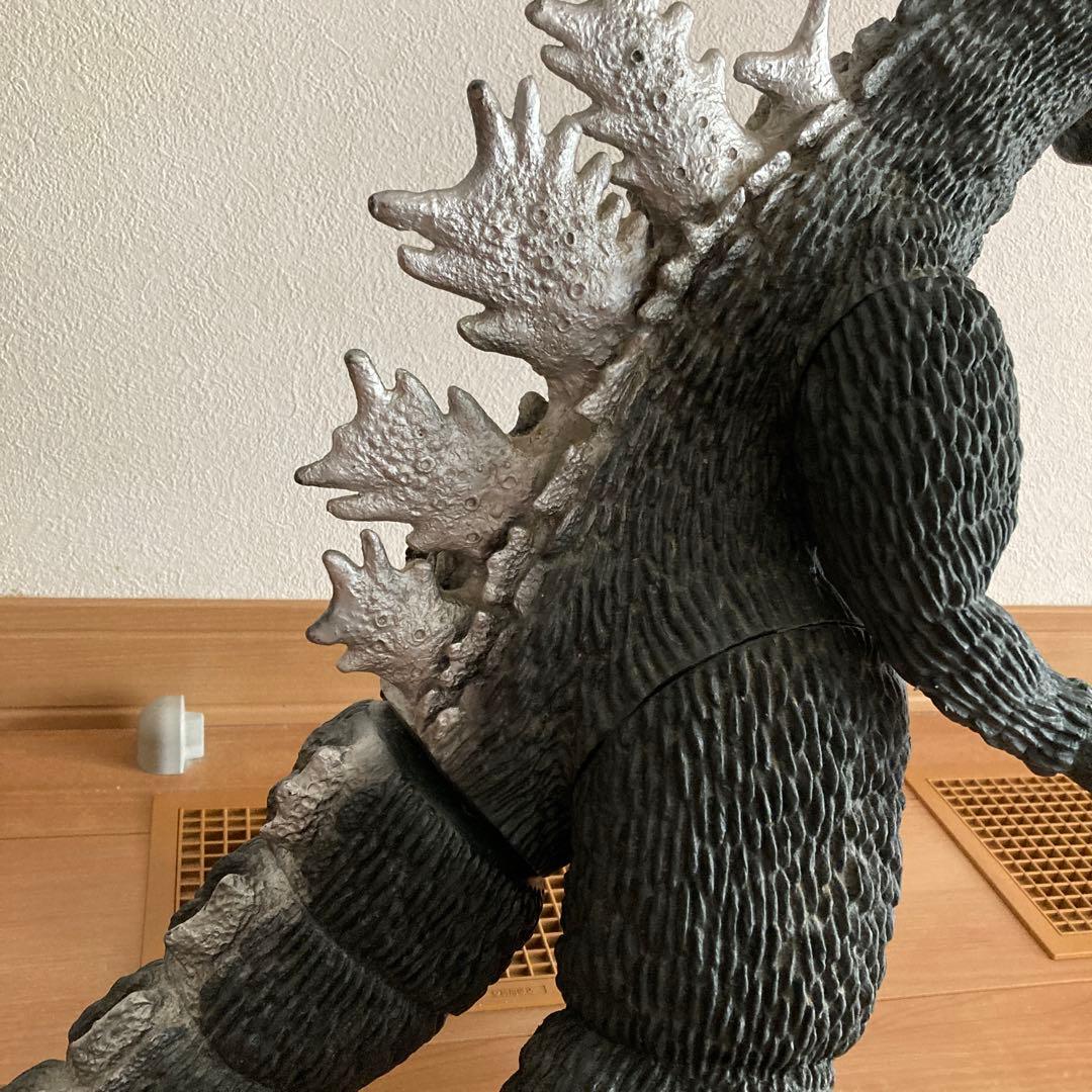 ゴジラ　フィギュア