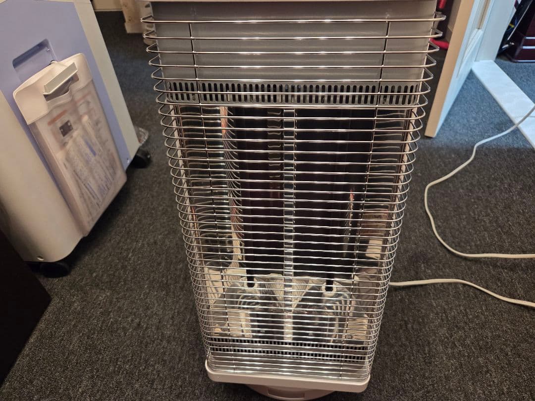 ★美品★2023年製 DAIKKIN ダイキン ERFT11ZS-W 遠赤外線