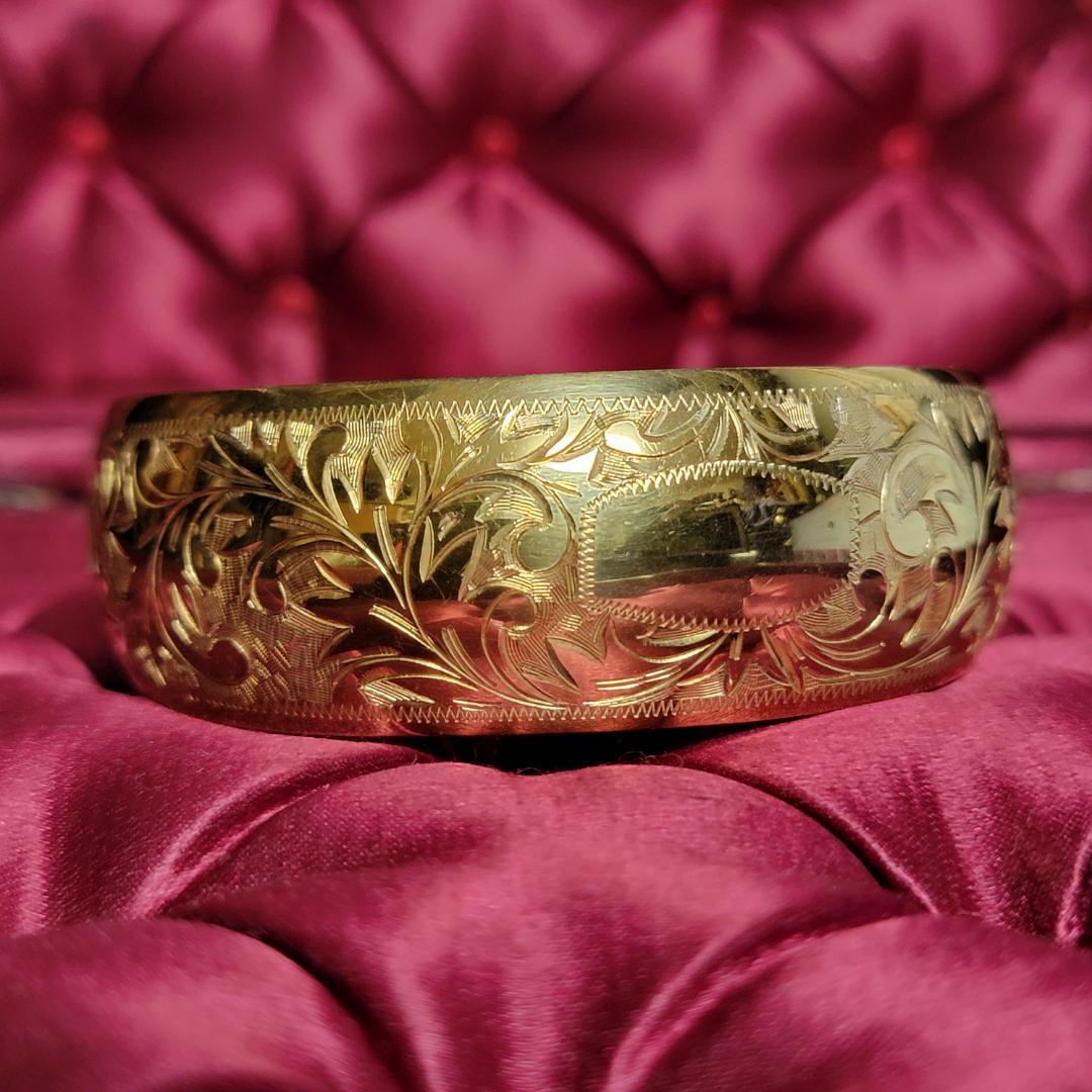 ビンテージ ゴールドカラーの彫金バングル スターリングシルバー 925