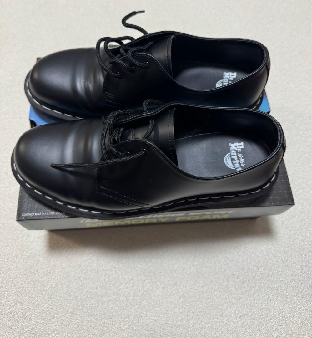 年末値引　Dr.Martens 1461 ホワイトステッチ 3 ホール シューズ
