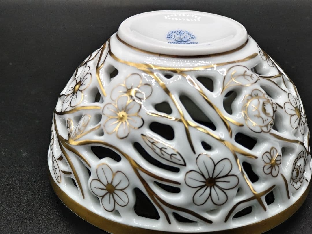 HEREND/ヘレンド　ファンタジーコレクション　ホワイトボンボ二エール