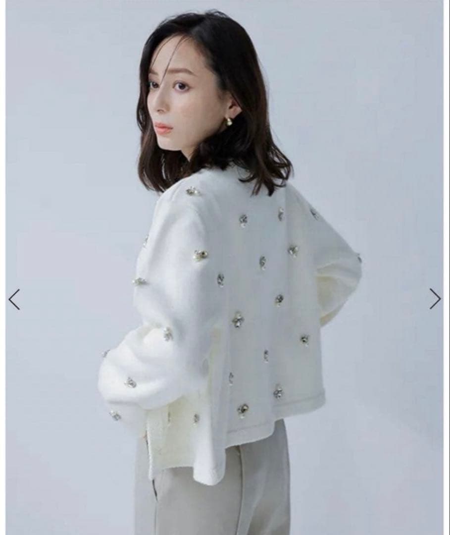 【値下げ‼︎】anuans ビジューニットジャケット　ホワイト