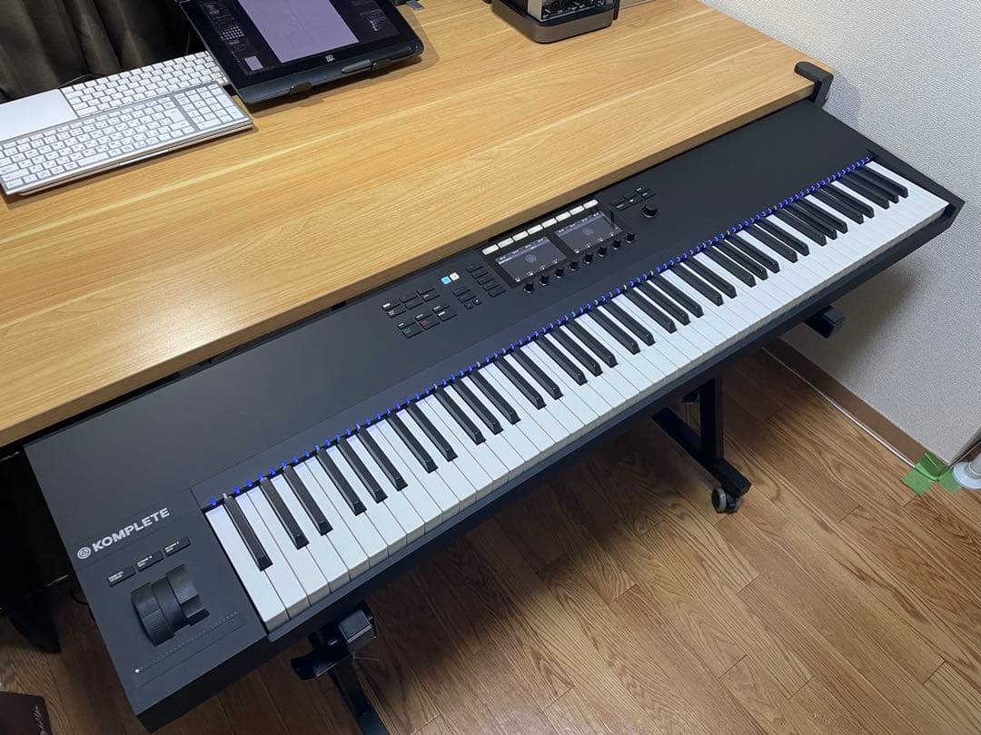 DTM・DAW KOMPLETE KONTROL S88 MK2