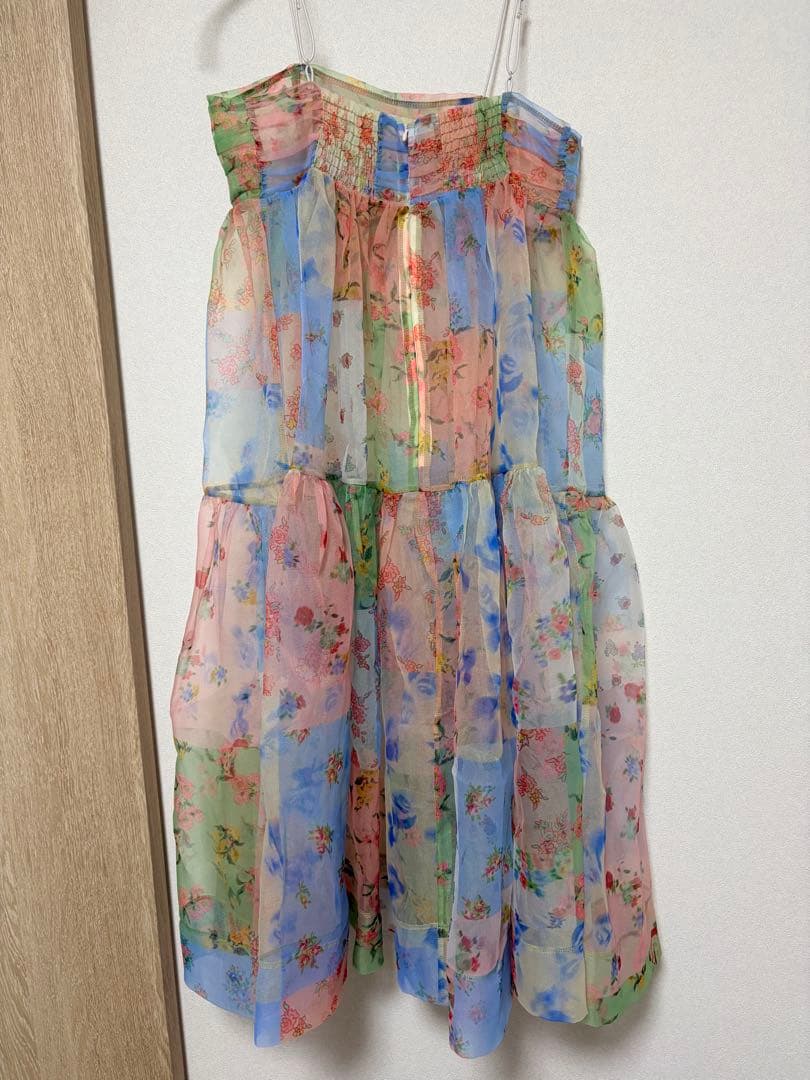 花柄シースルーノースリーブチュニック