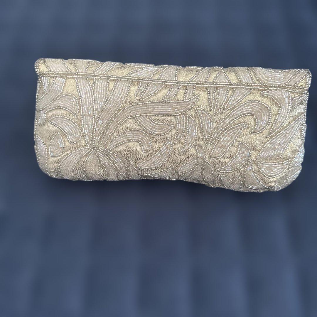 ビーズ刺繍 アイボリー クラッチバッグ