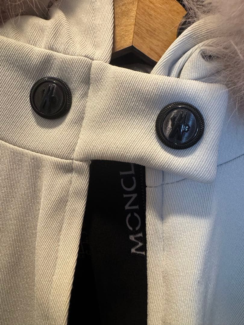 MONCLER ホワイト スキーウェア 女性用