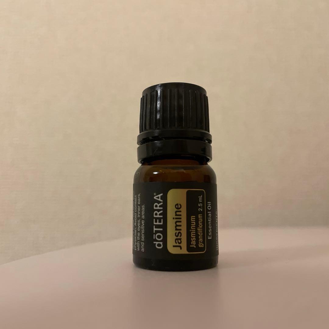 【希少】doTERRA ジャスミン　2ml