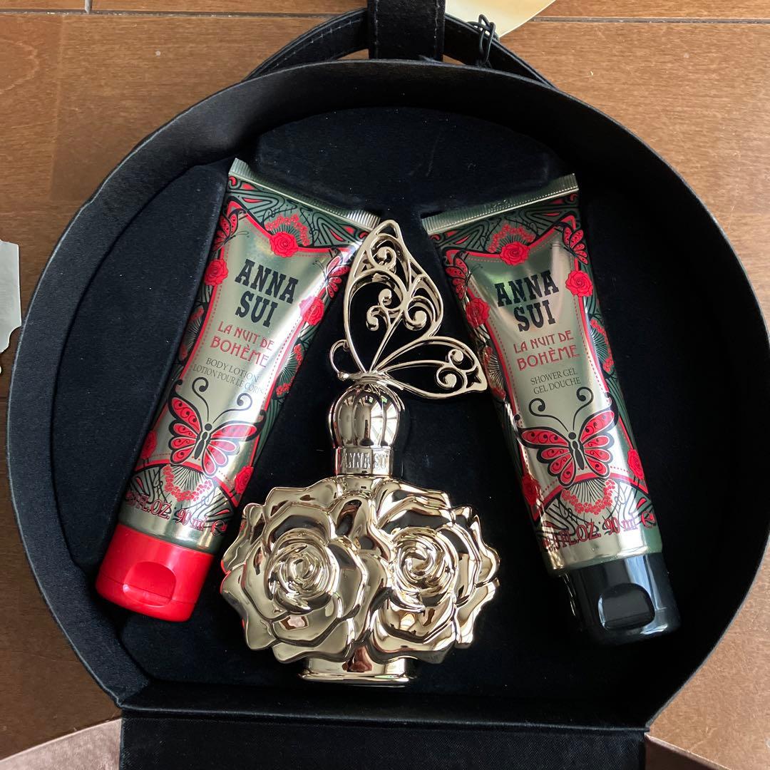 ボディローション ANNA SUI