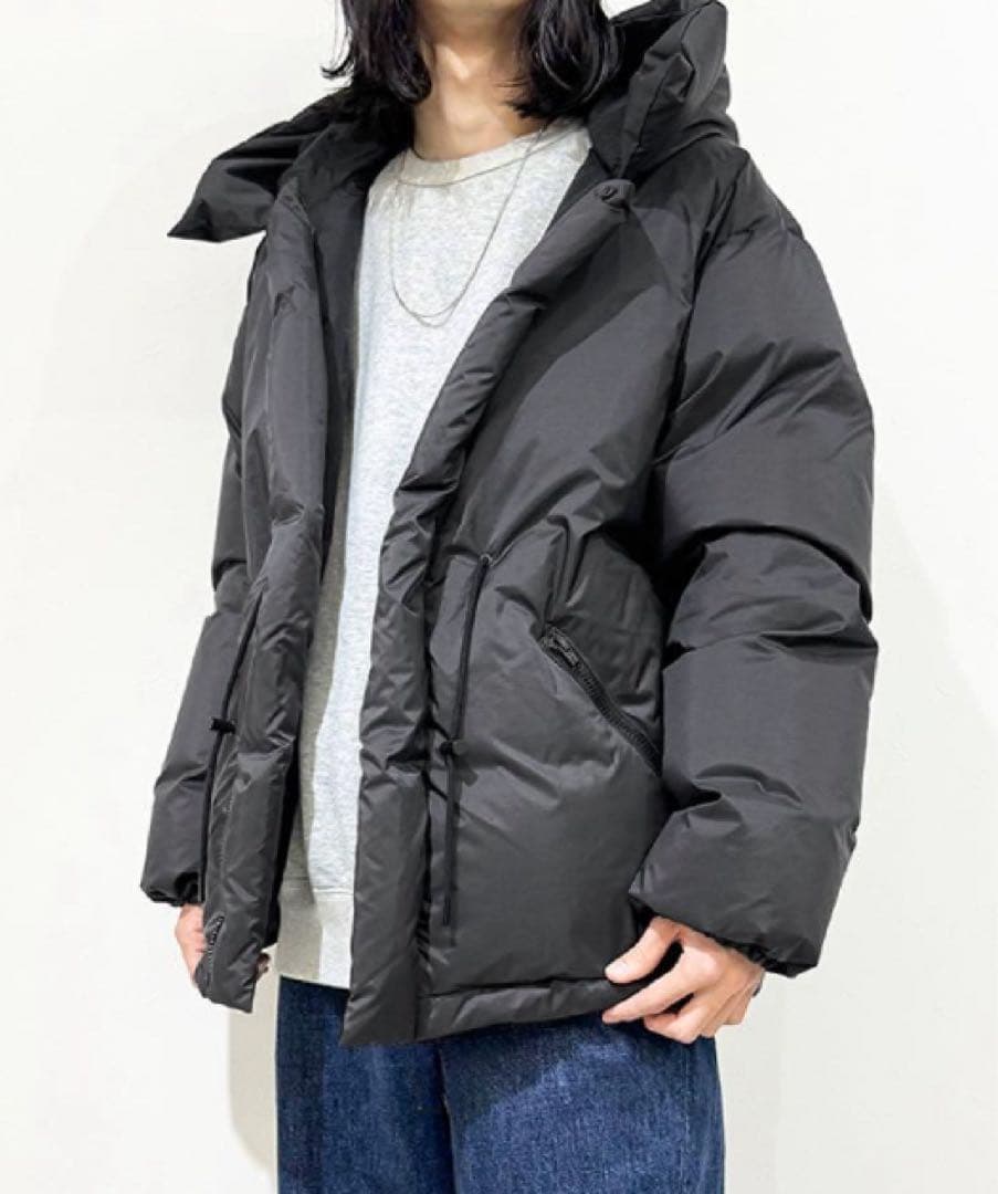 【新品•タグ付き】23SW UNUSED ナイロン　ダウンジャケット　撥水加工