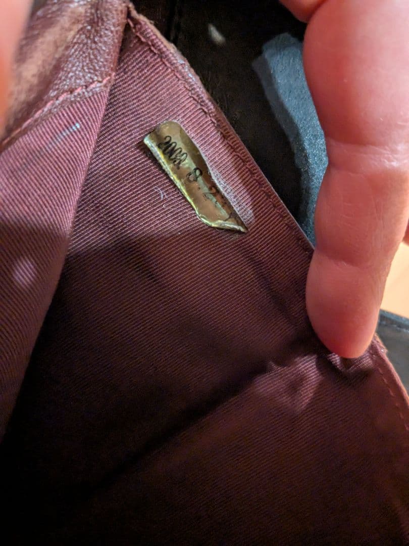 CHANEL ブラック マトラッセ ラムスキン 長財布