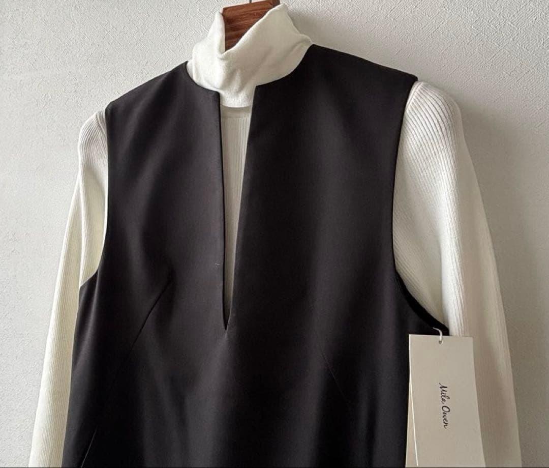 《新品タグ付き》ミラオーウェン リブニットセットレイヤードワンピース