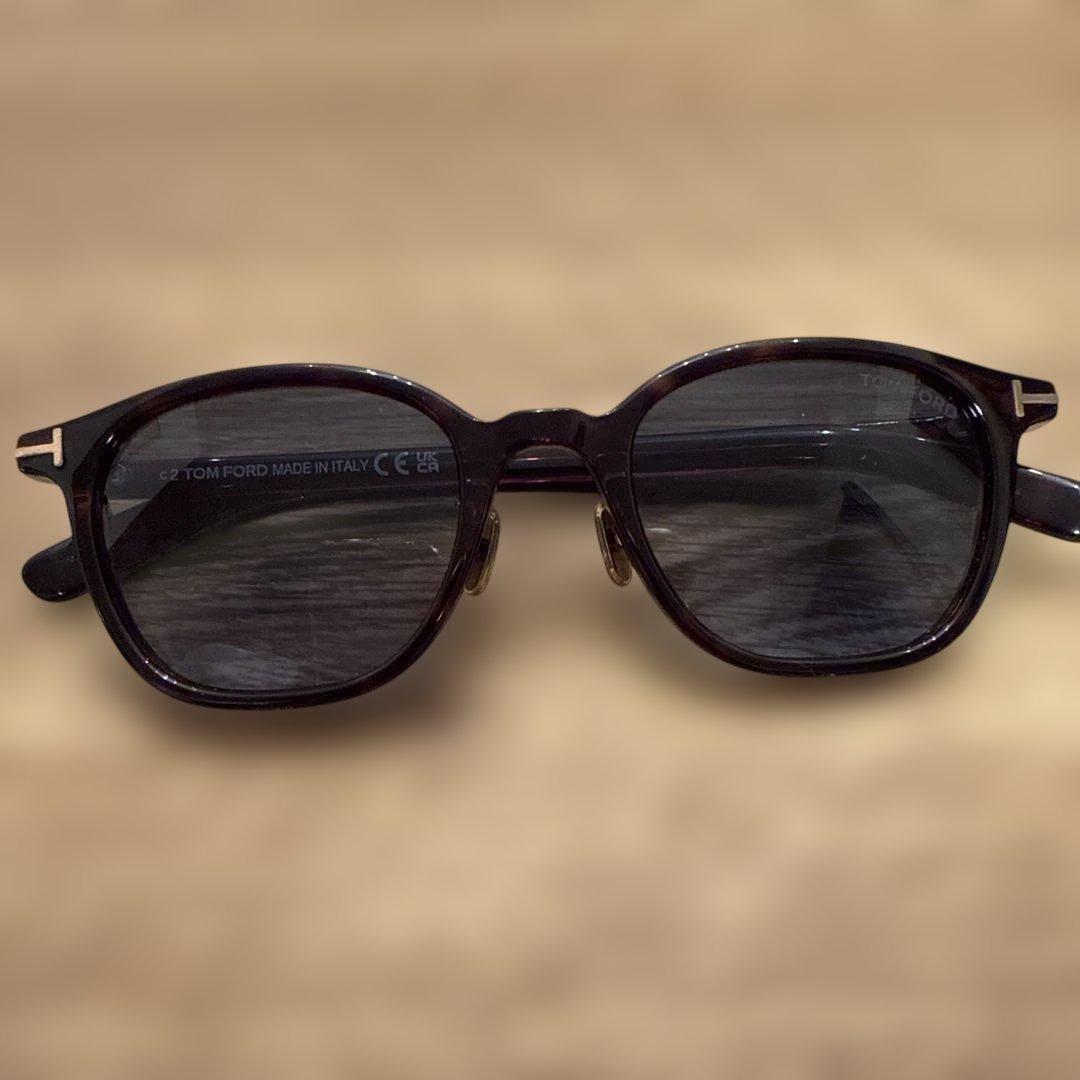 【美品】TOM FORDサングラスデミ柄フレームグラデーションブルーレンズ