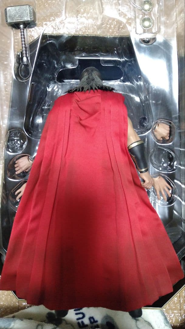 【欠品あり】hottoys マイティソー ダークワールド ライトアーマーver.