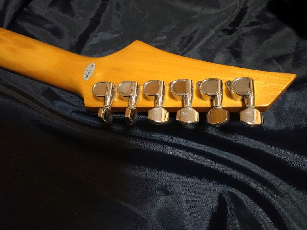 ※傷汚れ大　FERNANDES FGZ フェルナンデス ギタースタンド付き