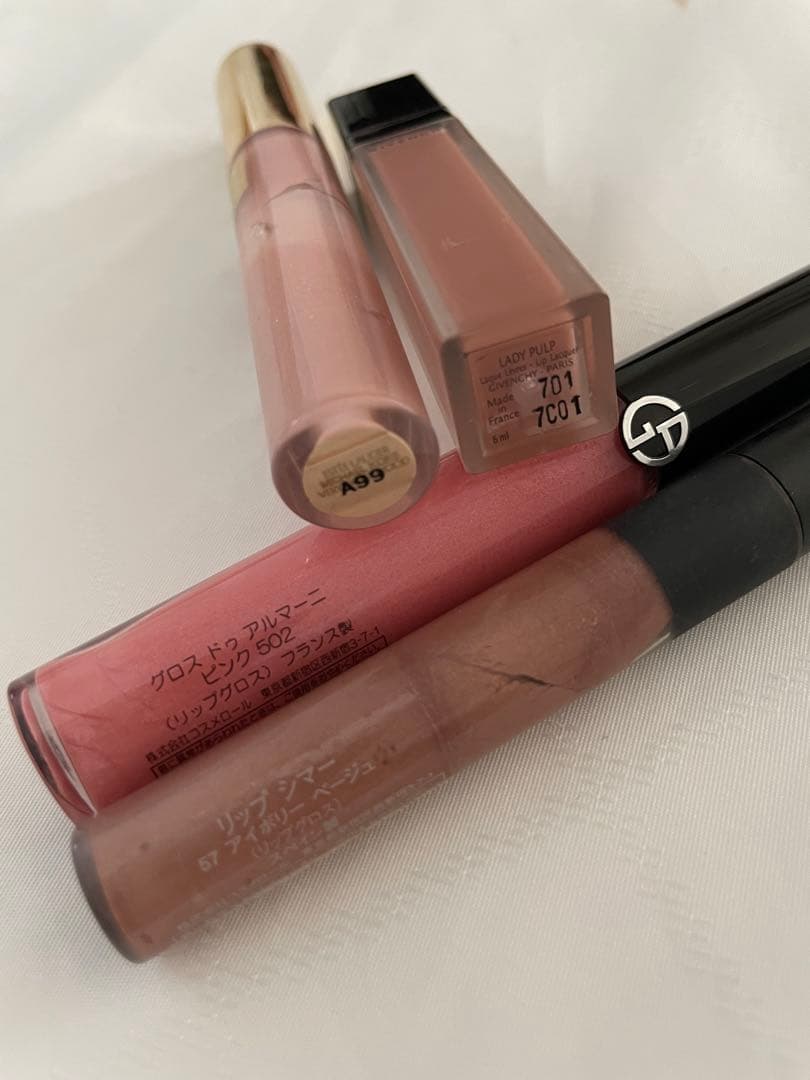 リップグロス　Dior アルマーニ　ヘレナ　ジバンシィー　アルマーニ