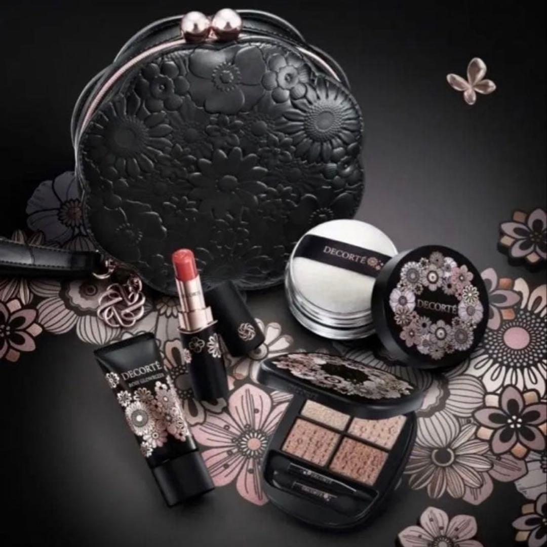 【新品】コスメデコルテ　クリスマスコフレ2025　エターナルブルームコレクション