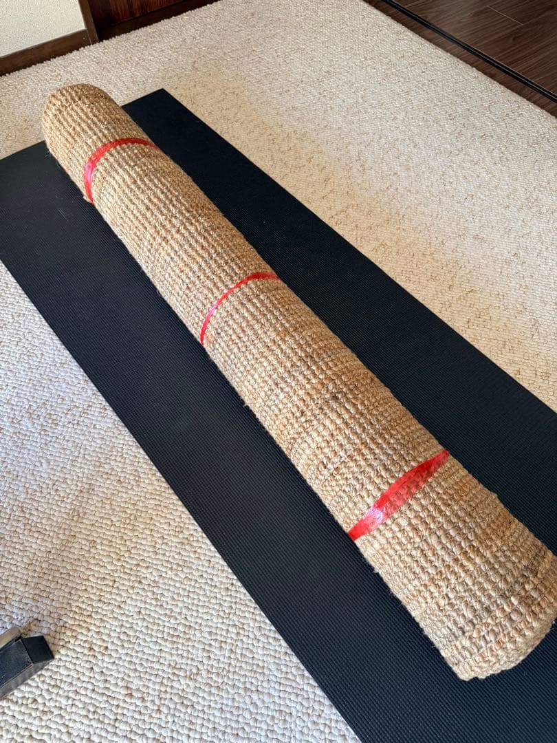 【美品】IKEA イケア LOHALS ローハルス ベージュラグ 133x195